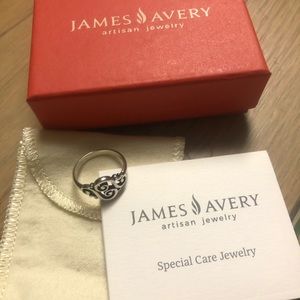 Janes Avery Spanish Swirl Ring